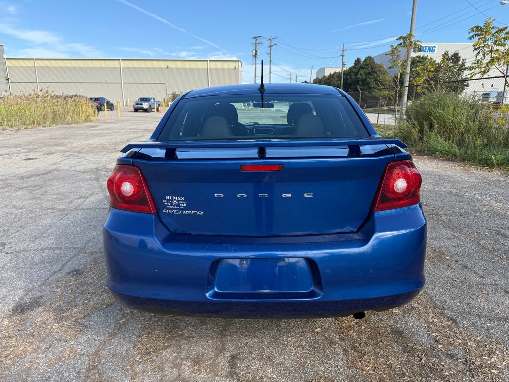 Used 2014 Dodge Avenger SE w/ Rallye Appearance Group FWD image 4