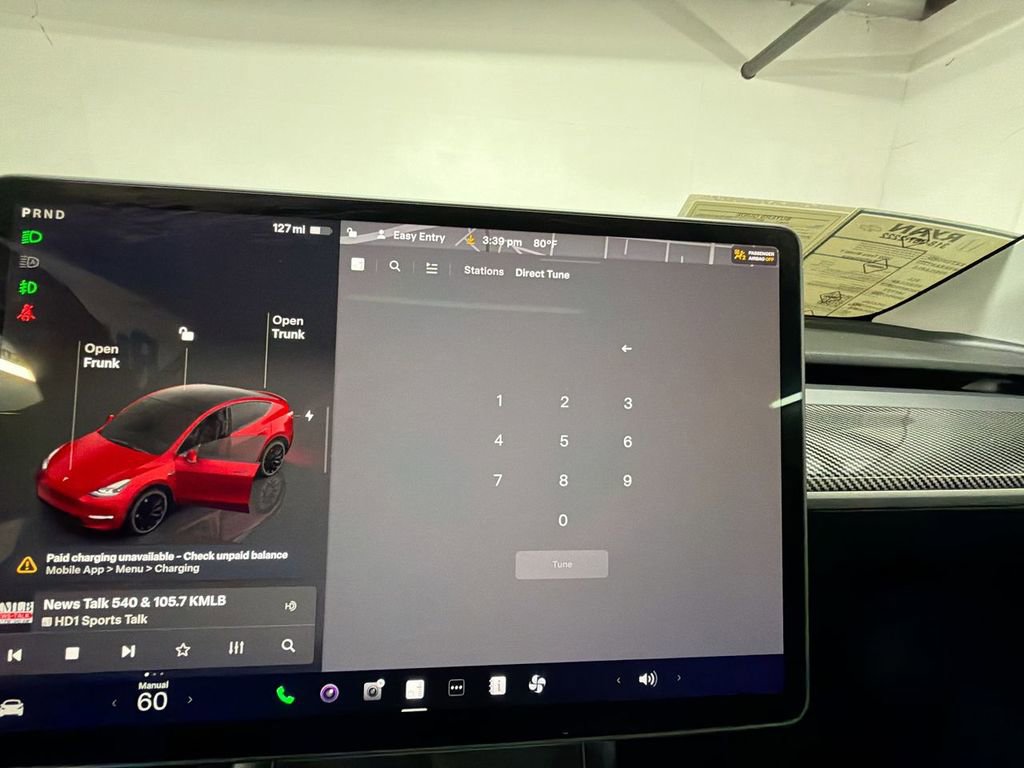 Used 2022 Tesla Model Y Performance AWD/4WD image 13