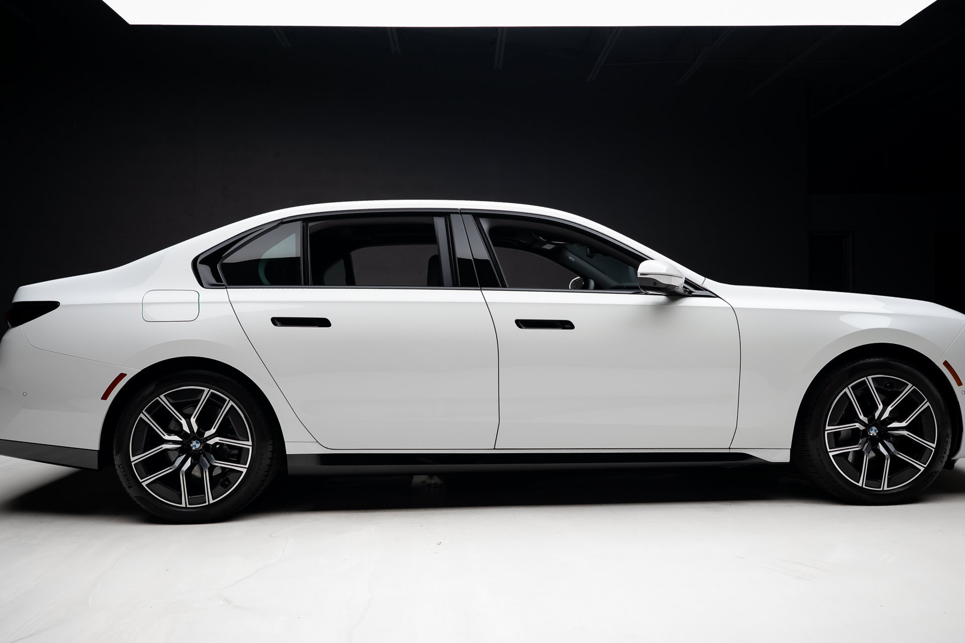 Used 2026 BMW 740i RWD image 33