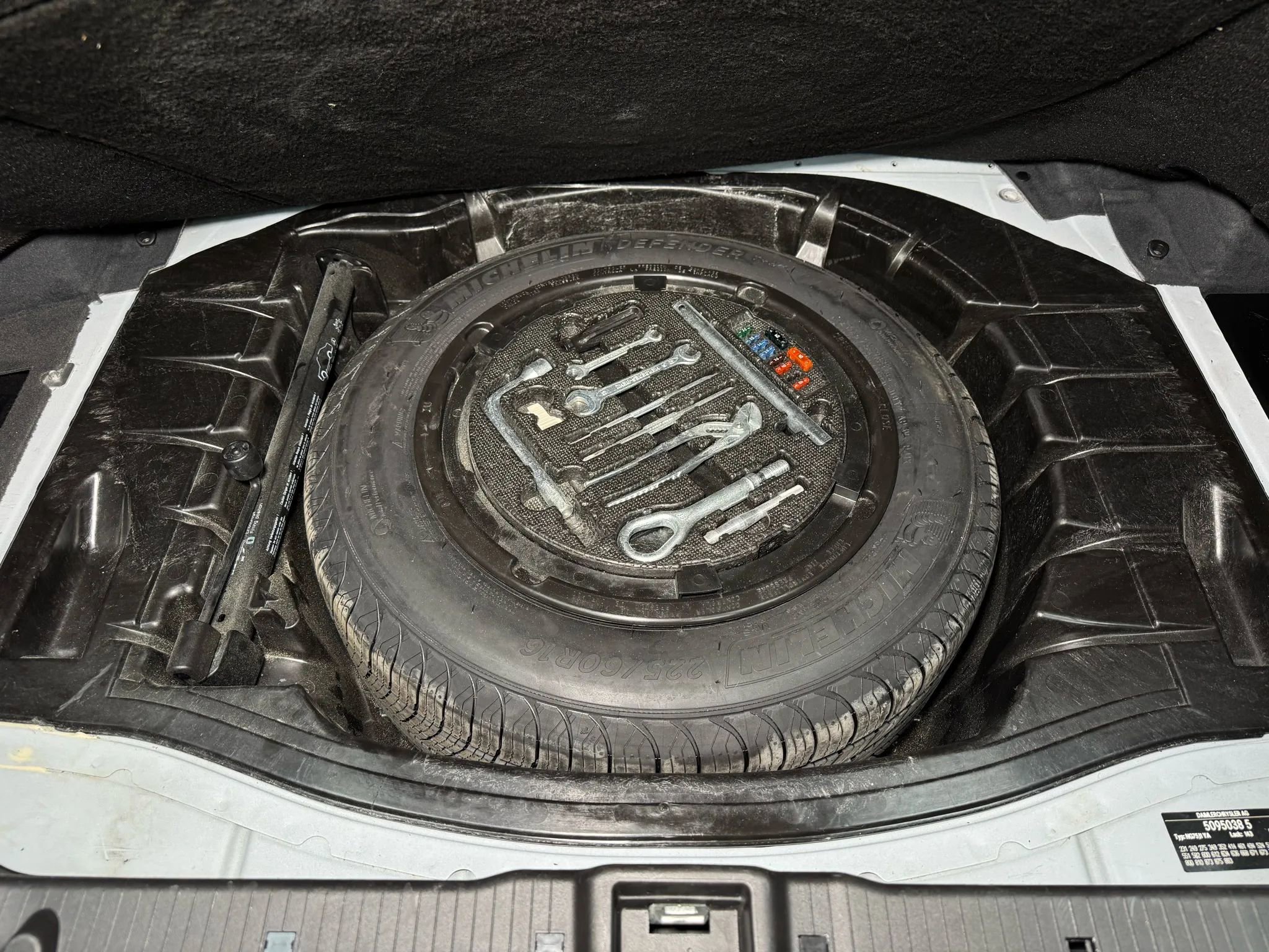 Used 2000 Mercedes-Benz S 500 w/ K2 Opt Pkg image 14