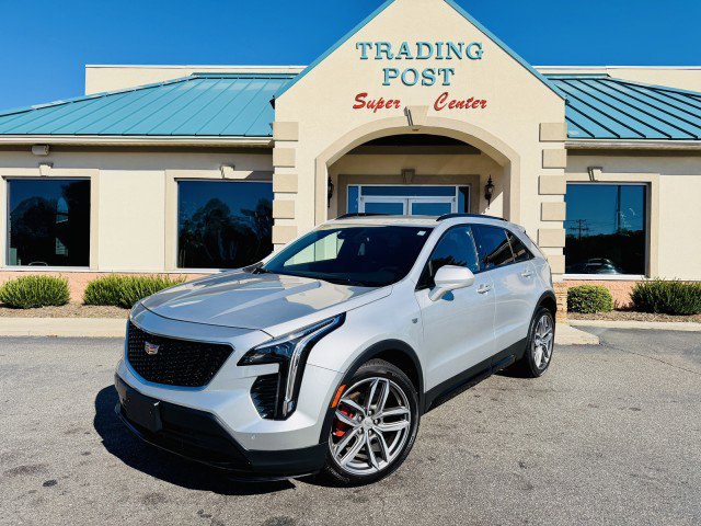 Used 2019 Cadillac XT4 Sport w/ Driver Awareness Package image 2