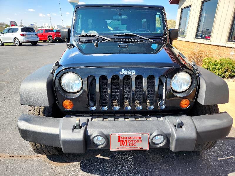 Used 2012 Jeep Wrangler Unlimited Sport image 3