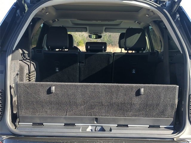 Used 2020 Land Rover Discovery Landmark image 11