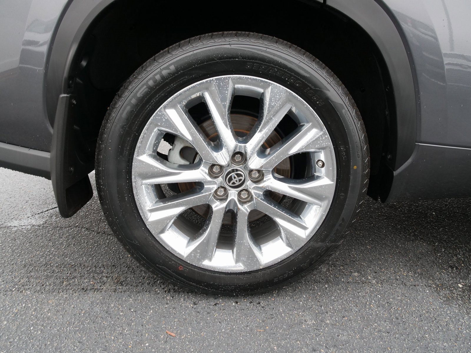 Used 2023 Toyota Highlander Limited image 12