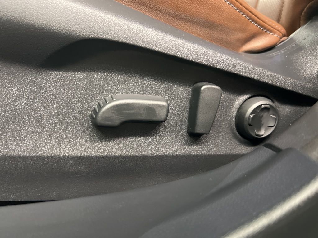 Used 2023 Subaru Outback Touring XT w/ Popular Package #2 image 27