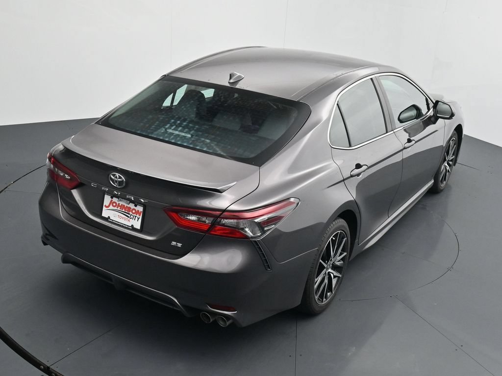 Used 2024 Toyota Camry SE FWD image 29