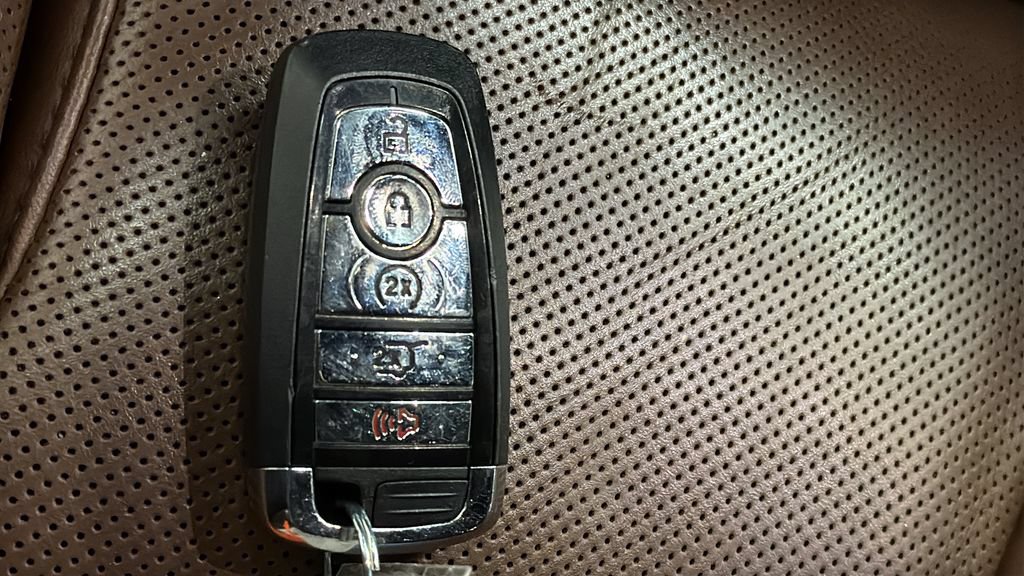 Used 2023 Lincoln Aviator Grand Touring w/ Equipment Group 301A AWD/4WD image 45