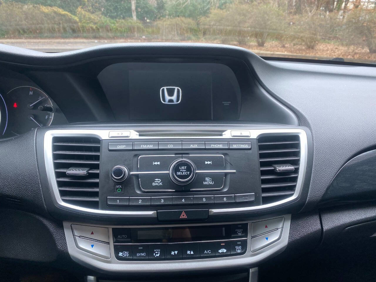 Used 2015 Honda Accord Sport image 15