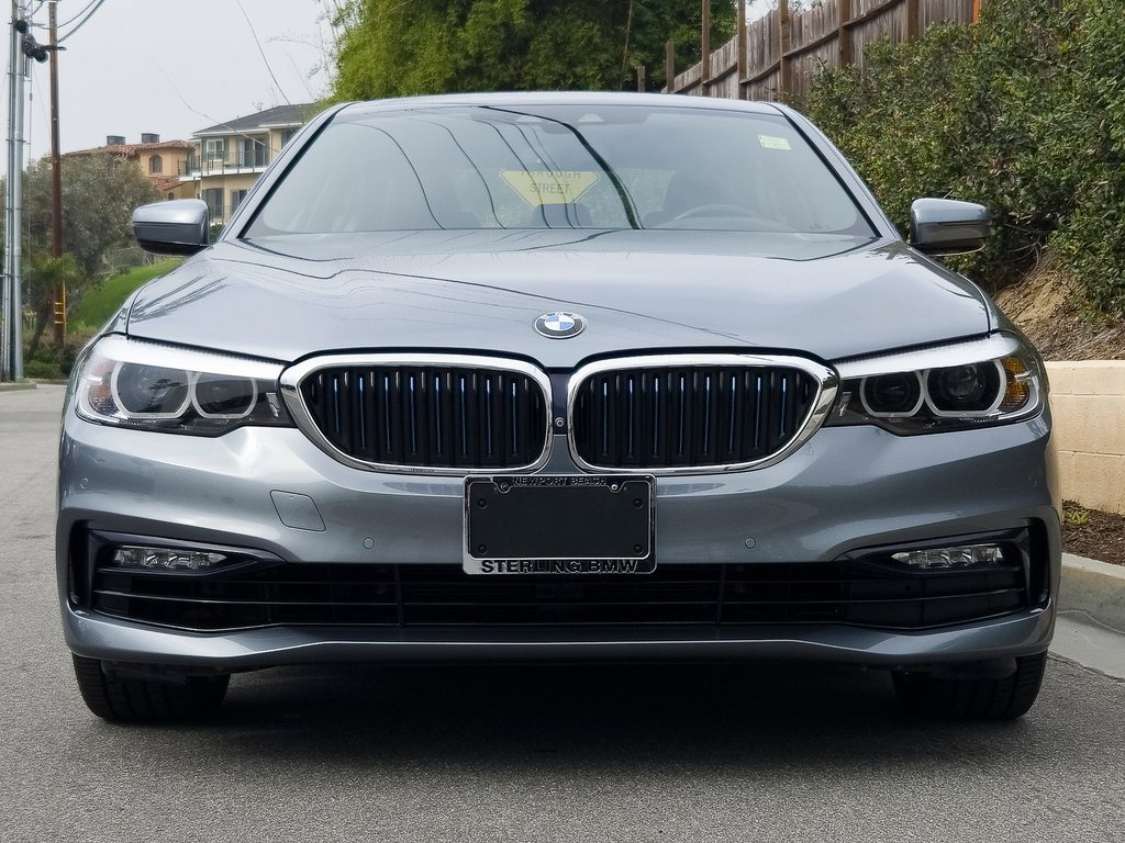 Used 2018 BMW 530e image 3