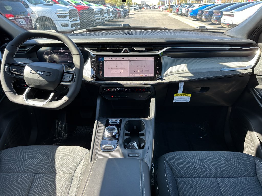 New 2026 Jeep Cherokee Laredo AWD/4WD image 17