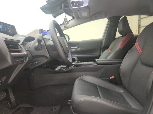 Used 2026 Toyota Prius Plug-In Hybrid FWD image 15