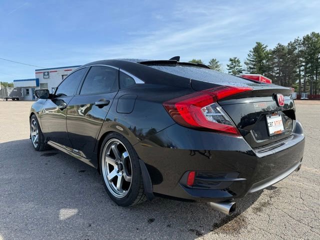 Used 2017 Honda Civic EX-T image 7