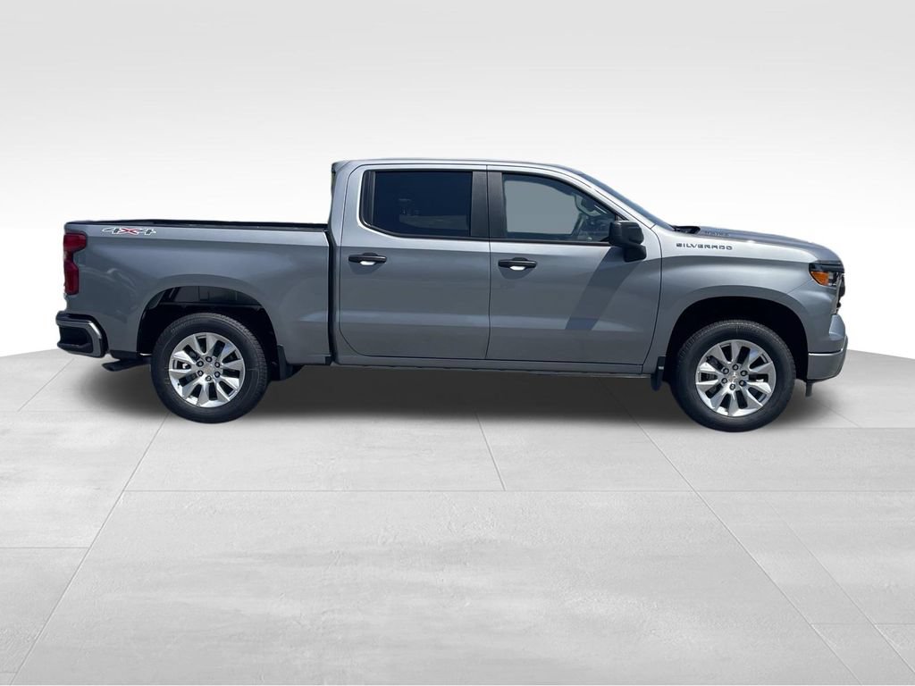 New 2026 Chevrolet Silverado 1500 Custom AWD/4WD image 2