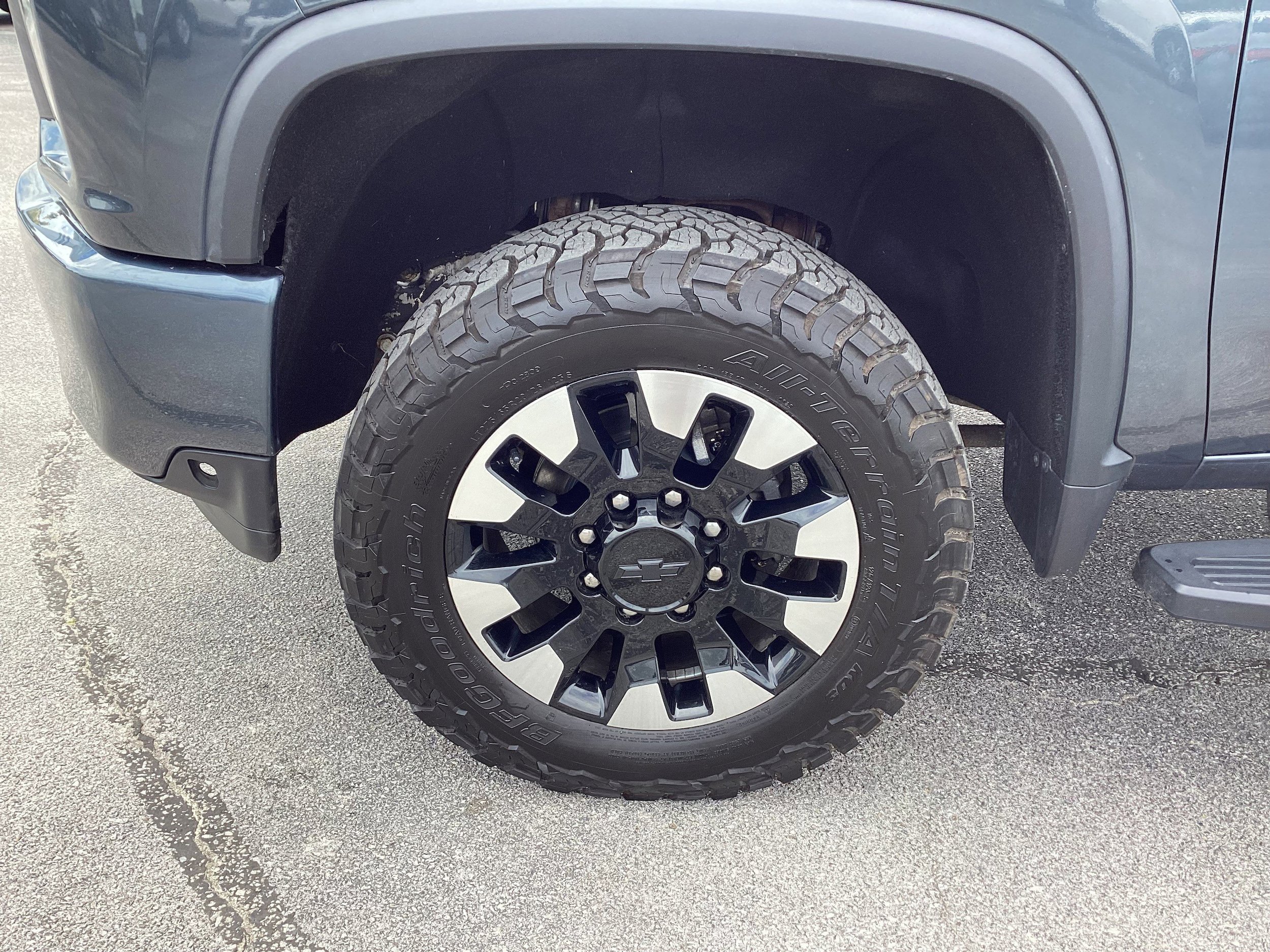 Used 2020 Chevrolet Silverado 2500 Custom w/ Custom Value Package AWD/4WD image 9