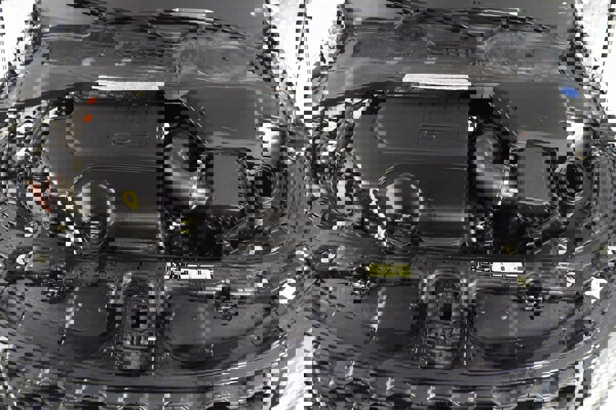 Used 2022 Land Rover Range Rover Evoque R-Dynamic S image 47