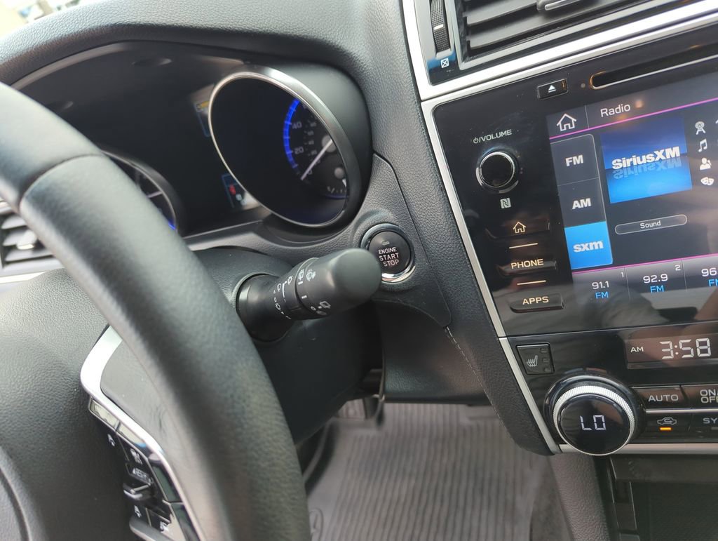 Used 2019 Subaru Outback 2.5i Limited AWD/4WD image 24