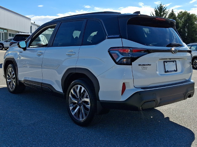 New 2026 Subaru Forester Touring AWD/4WD image 6