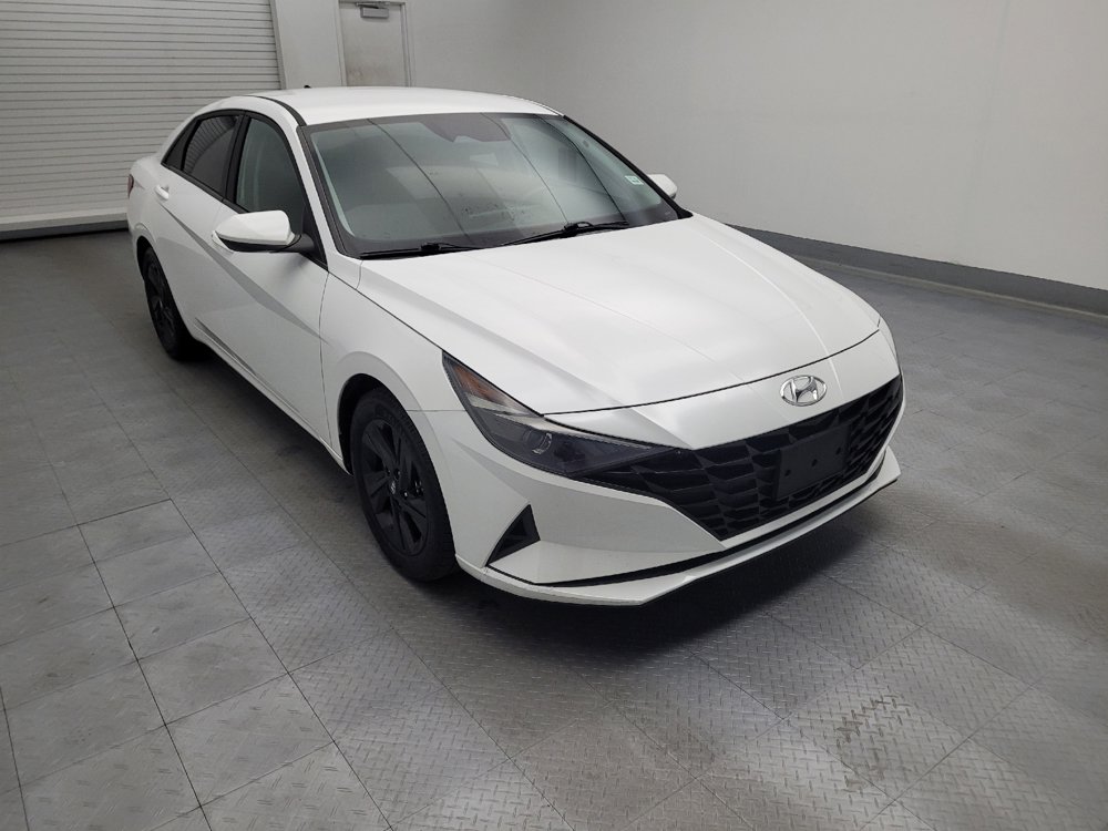 Used 2021 Hyundai Elantra SEL FWD image 13