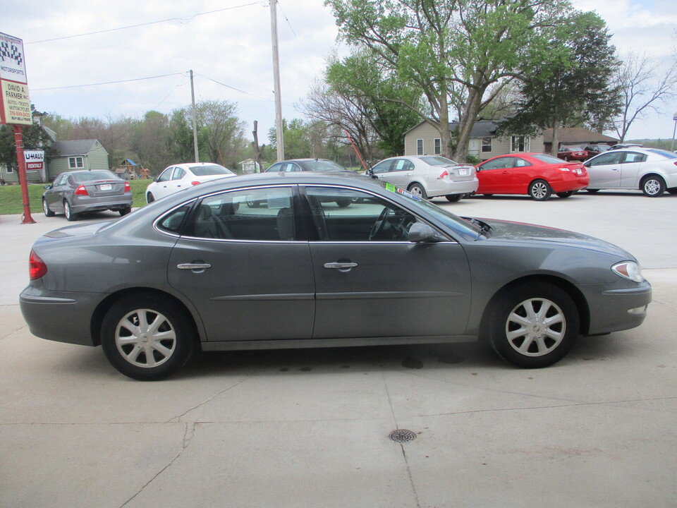 Used 2005 Buick LaCrosse CXL FWD image 2