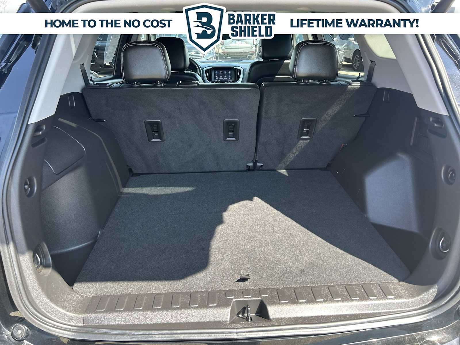 Used 2022 GMC Terrain SLT w/ Tech Package image 26