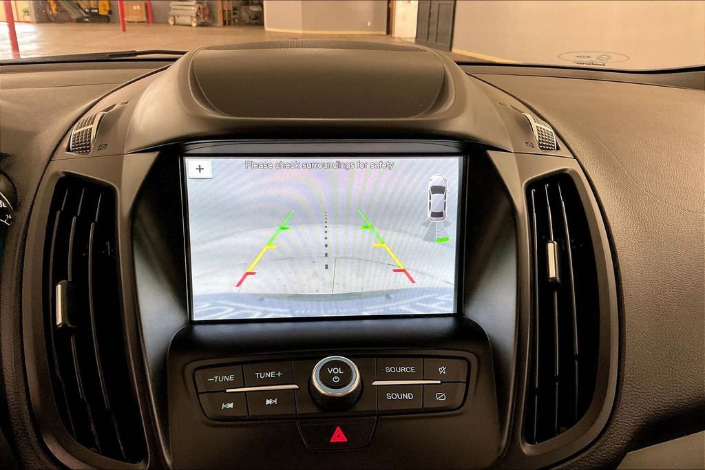 Used 2019 Ford Escape SEL image 14