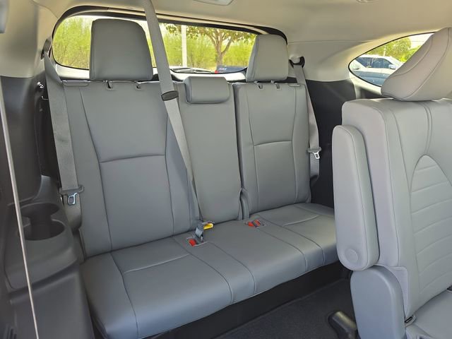 New 2026 Toyota Highlander XLE AWD/4WD image 12