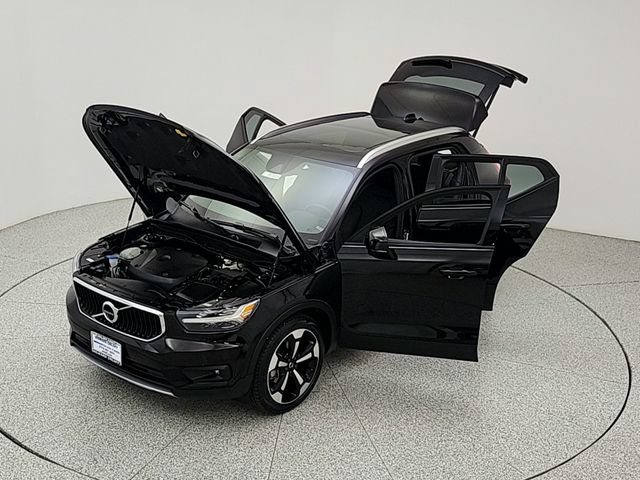 Used 2020 Volvo XC40 T5 Momentum w/ Protection Package AWD/4WD image 40