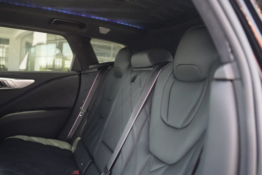 Used 2025 BMW XM AWD/4WD image 10