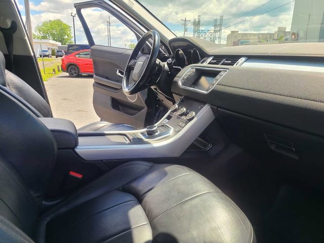Used 2018 Land Rover Range Rover Evoque SE AWD/4WD image 17