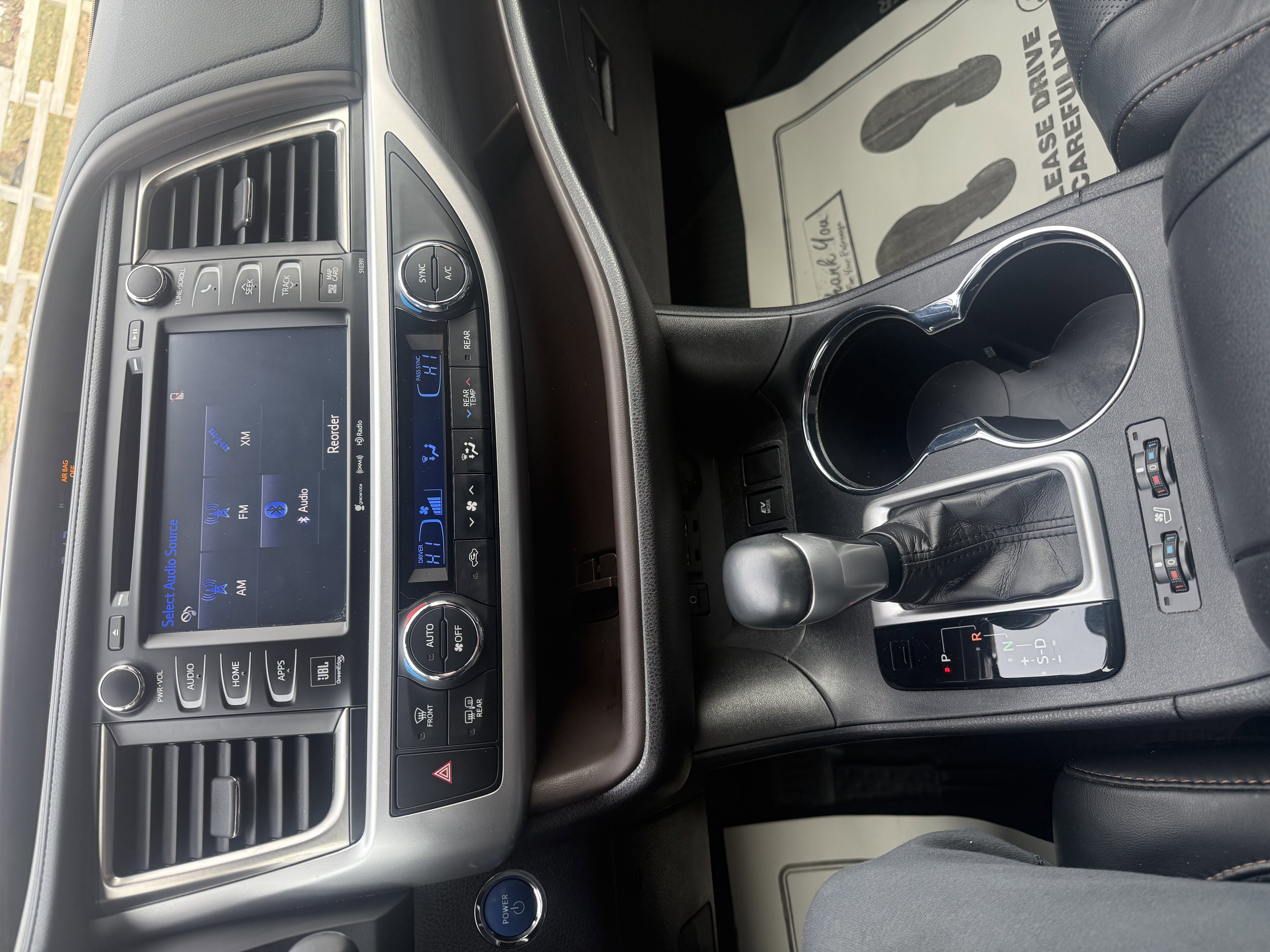 Used 2019 Toyota Highlander Limited image 2