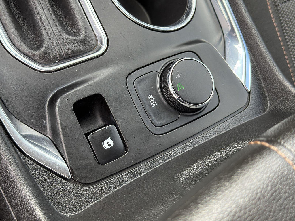 Used 2018 Chevrolet Traverse LS FWD image 37