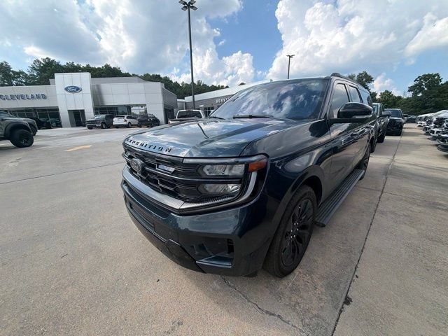 Used 2025 Ford Expedition Max Platinum w/ Stealth Appearance Package AWD/4WD video 2