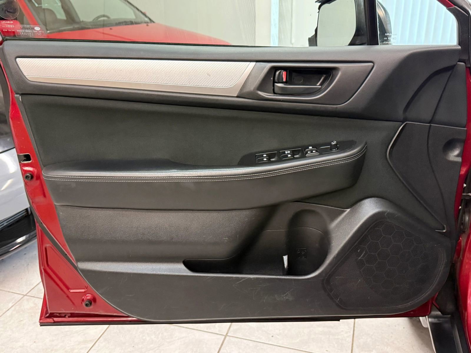 Used 2015 Subaru Outback 2.5i image 10