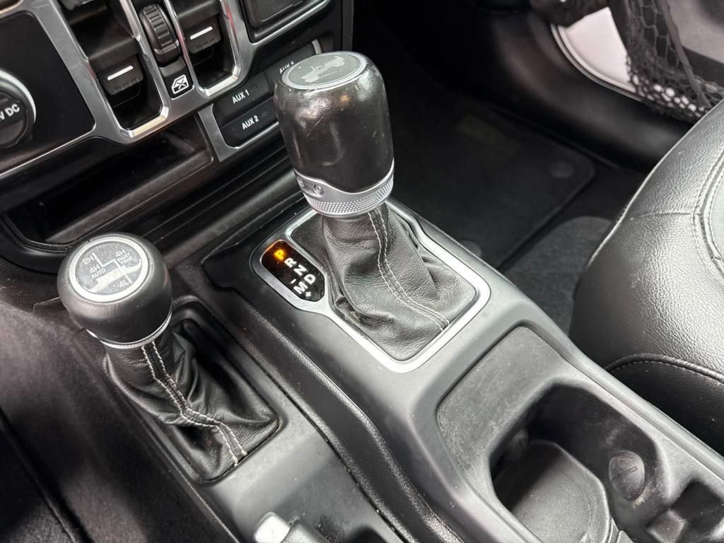 Certified 2022 Jeep Wrangler Unlimited Sahara w/ Cold Weather Group image 32