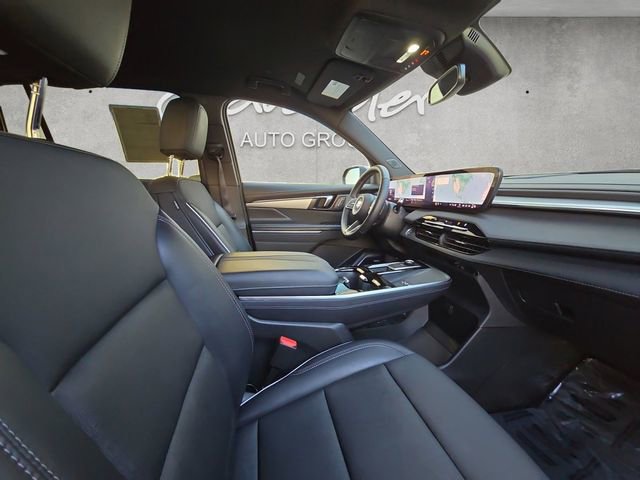 Used 2025 Buick Enclave Preferred image 24