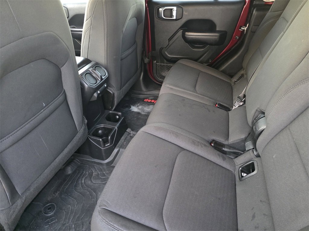 Used 2021 Jeep Gladiator Sport image 19