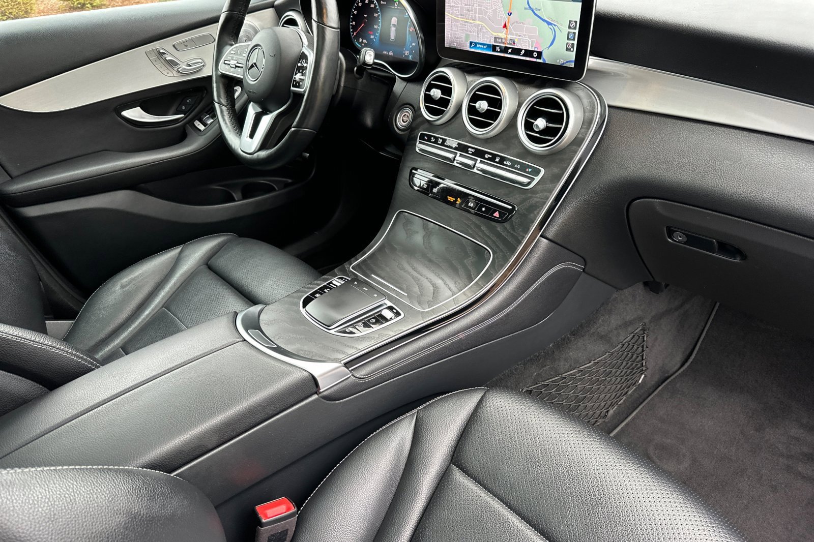 Used 2020 Mercedes-Benz GLC 350e GLC 350e image 17