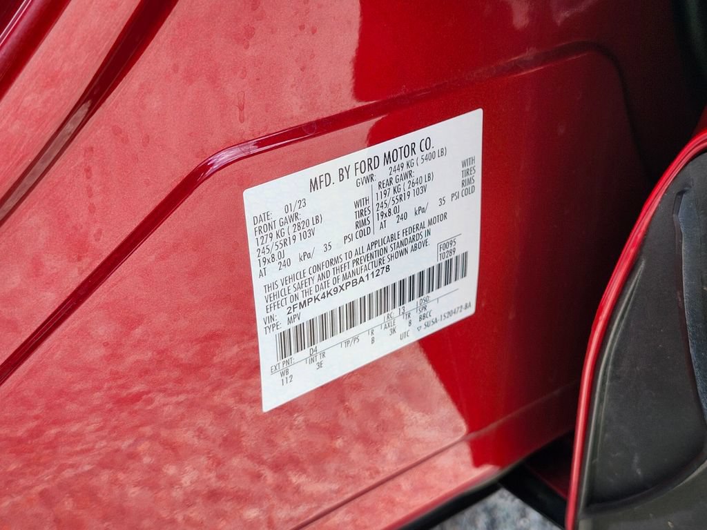 Used 2023 Ford Edge Titanium w/ Cargo Accessory Package AWD/4WD image 35