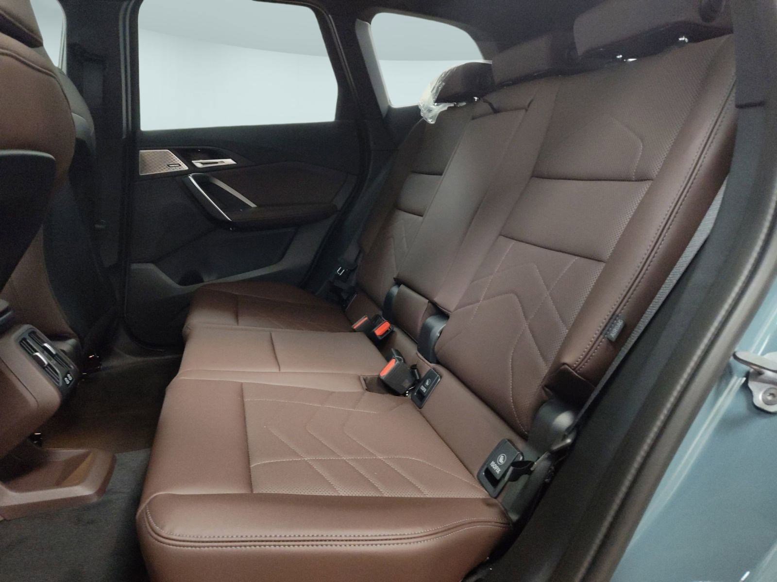 Used 2025 BMW X1 xDrive28i w/ Convenience Package image 13