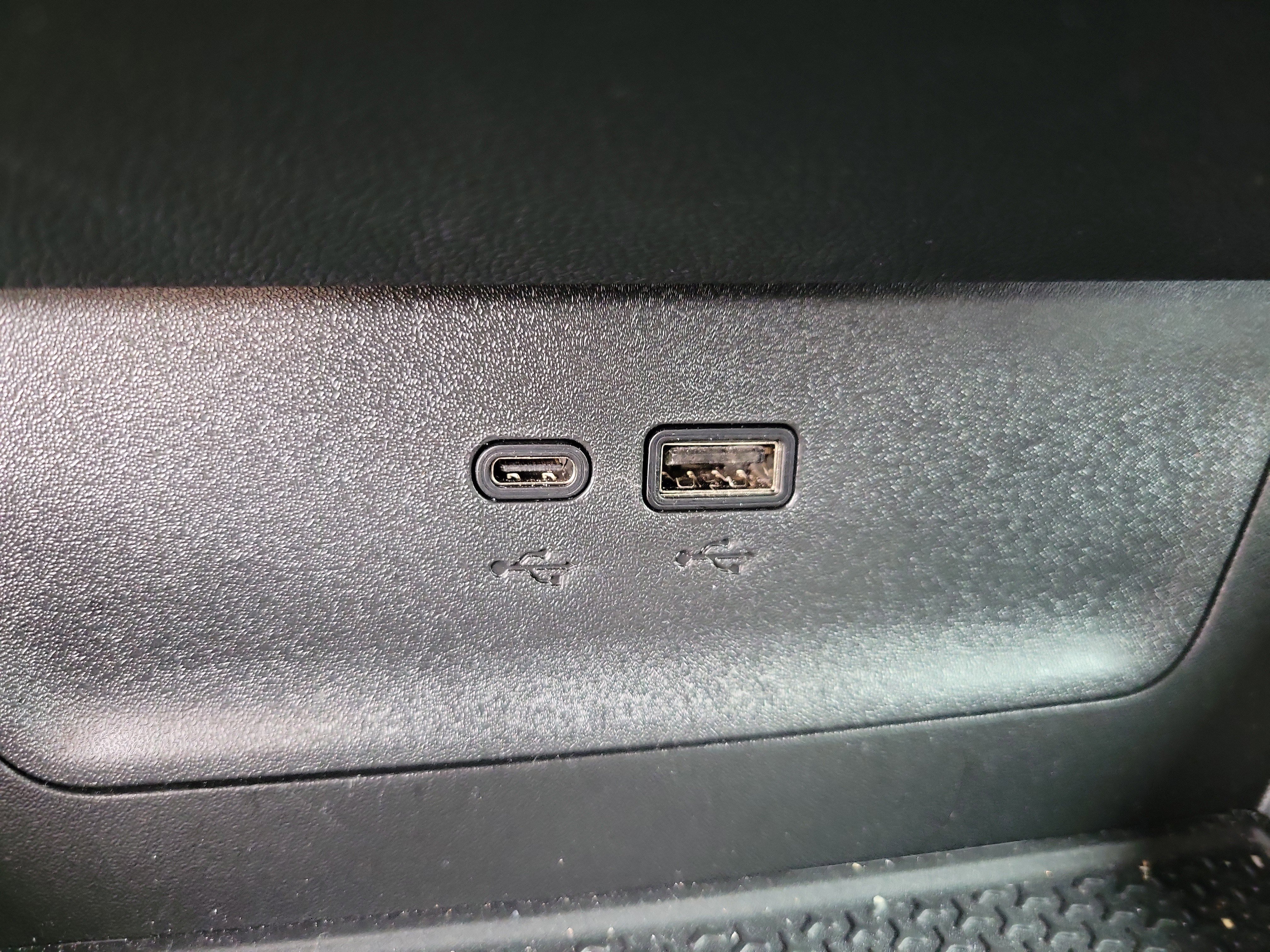 Used 2025 Chevrolet Equinox RS w/ Convenience Package III FWD image 18