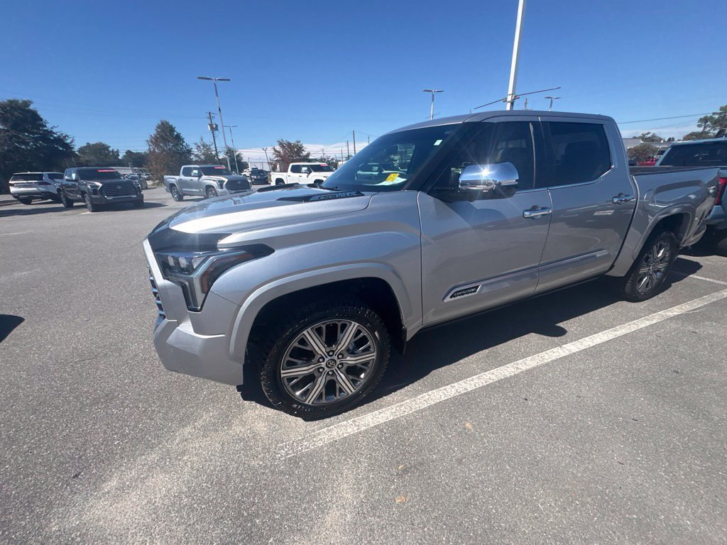 Used 2024 Toyota Tundra Capstone AWD/4WD image 7
