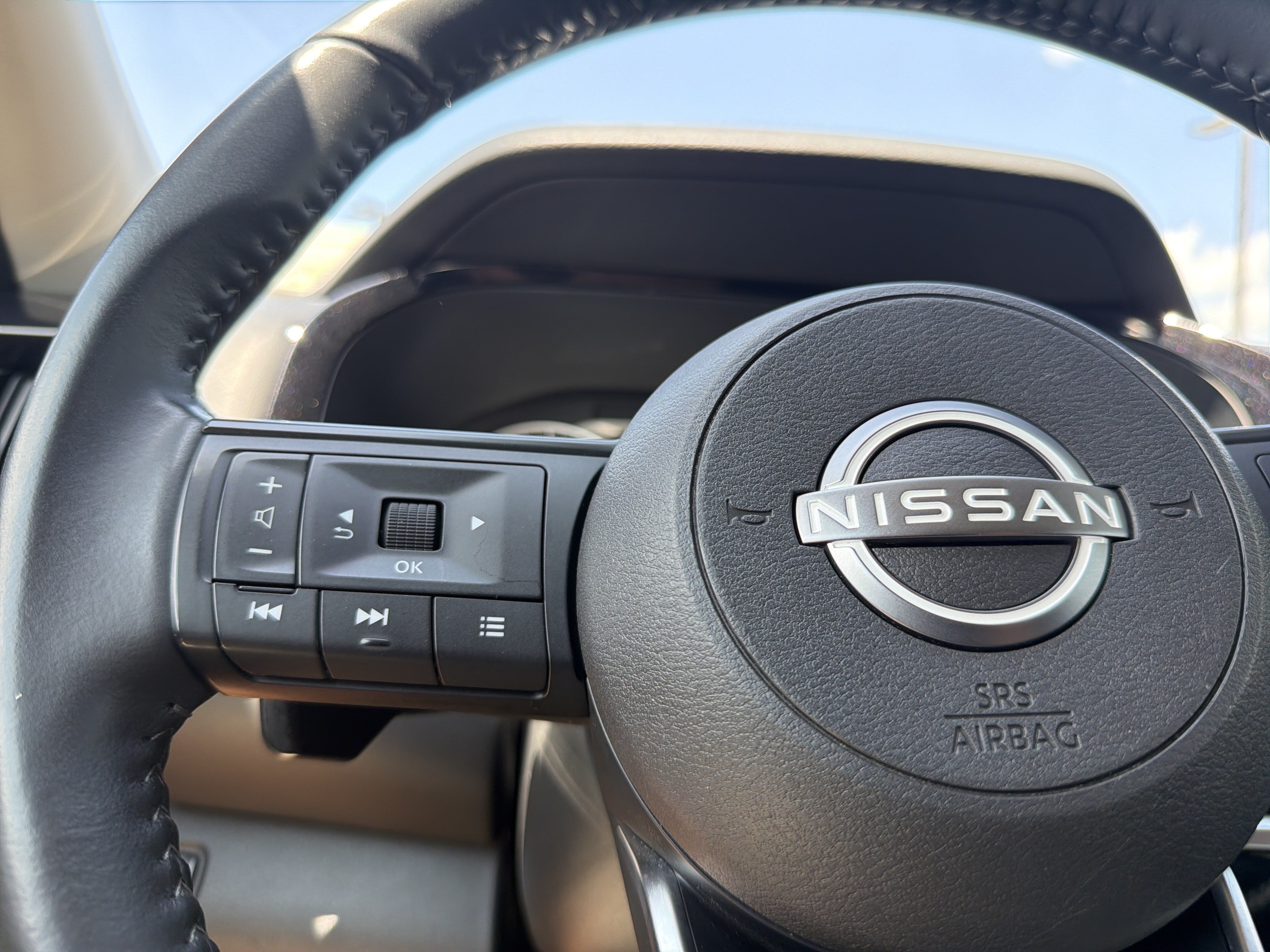 Used 2024 Nissan Pathfinder SV AWD/4WD image 10