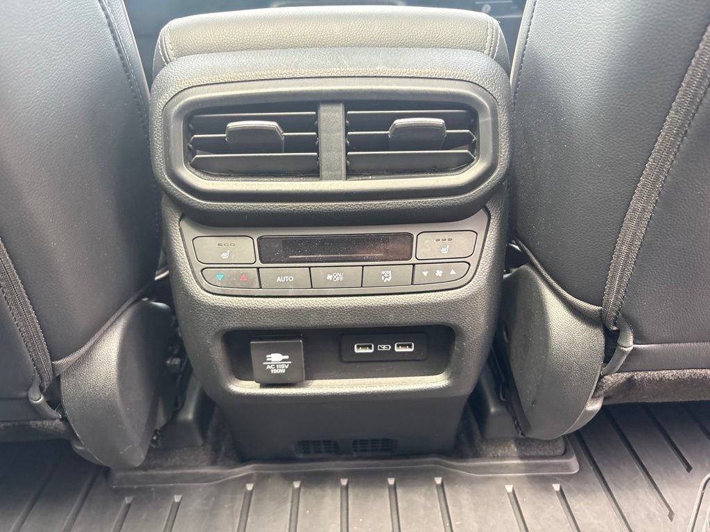Certified 2023 Honda Pilot Elite image 38
