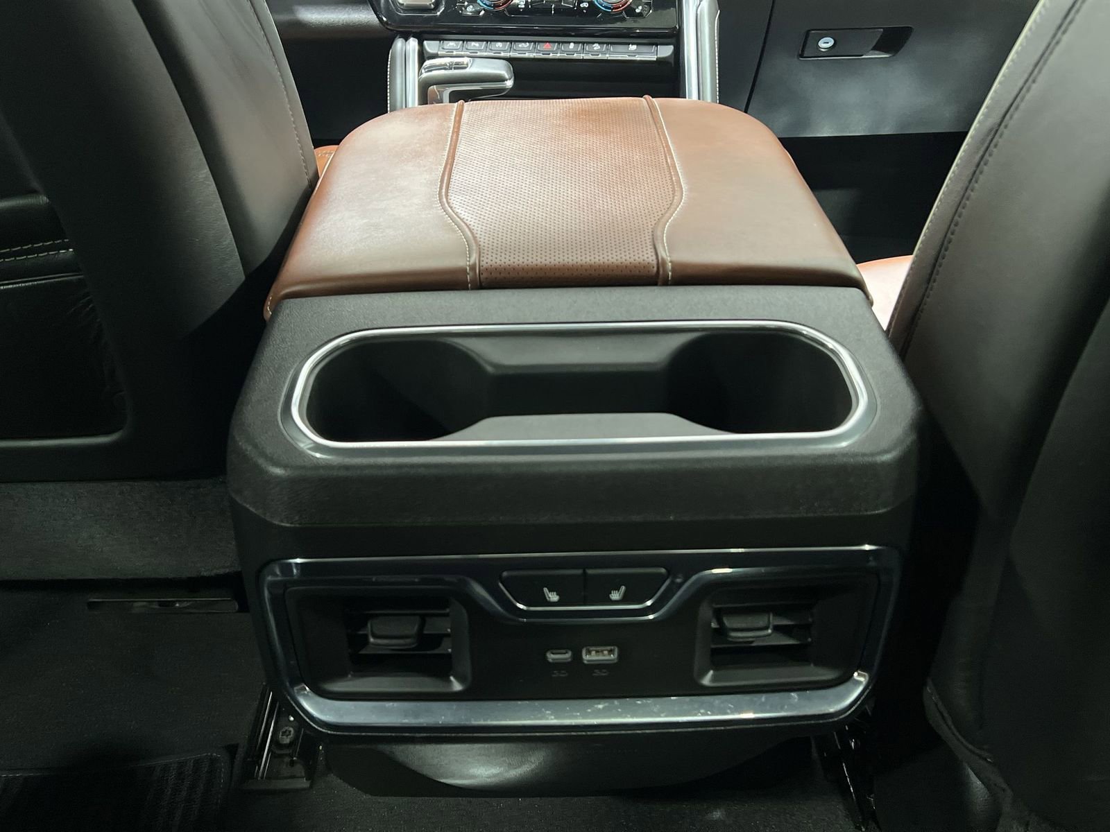 Used 2024 GMC Sierra 1500 Denali Ultimate image 21