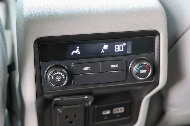 Used 2023 GMC Acadia SLE w/ Driver Convenience Package image 22