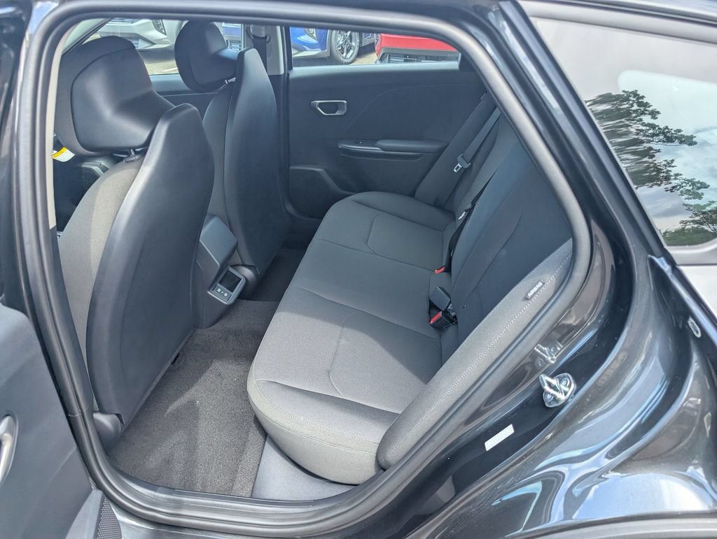 New 2026 Kia K4 FWD image 9