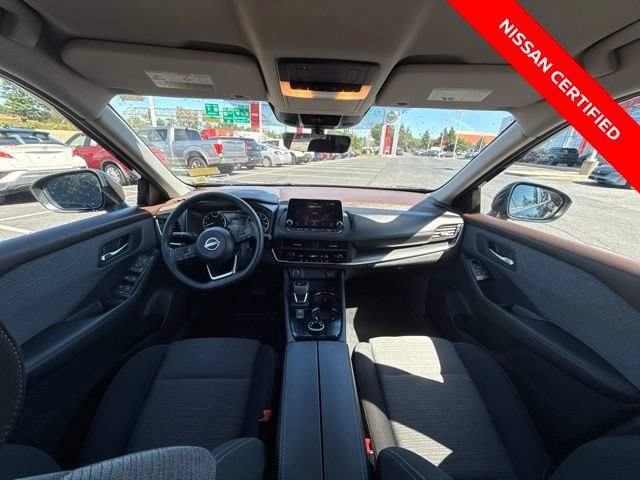 Used 2023 Nissan Rogue SV AWD/4WD image 14