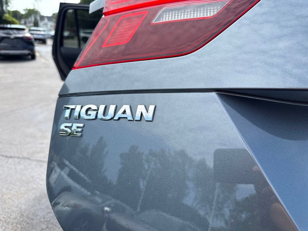 Used 2019 Volkswagen Tiguan SE AWD/4WD image 15