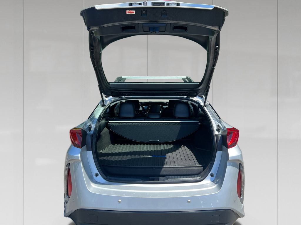 Used 2020 Toyota Prius Prime Limited FWD image 19