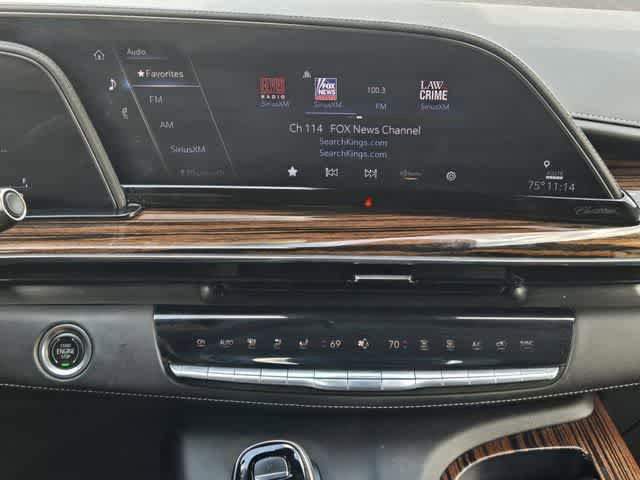 Used 2022 Cadillac Escalade Premium Luxury RWD image 15